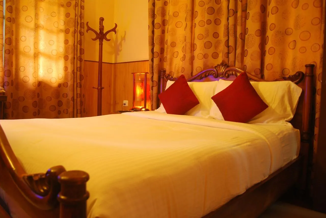 T Cherry Villa Munnar 4*,